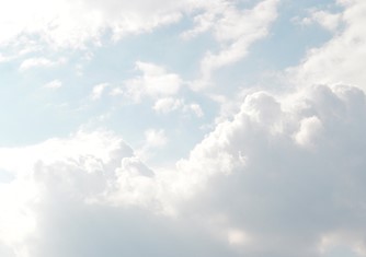 clouds-1282314_1920.jpg